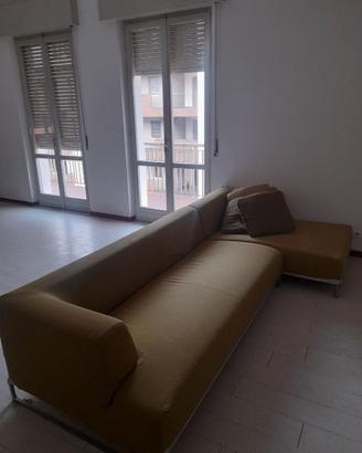 Divano design B&B Italia