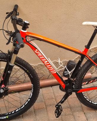 MTB Specialized  in carbonio