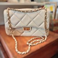 Borsa in pelle beige da donna. 