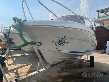 Barca open QUICKSILVER WALK AROUND 555 + mercury