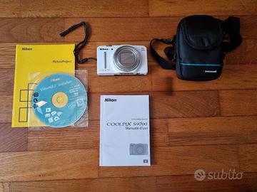 Nikon Coolpix S9700 – Mint + Accessori originali