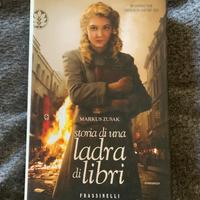 Libro STORIA DI UNA LADRA DI LIBRI (hardcover)