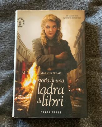 Libro STORIA DI UNA LADRA DI LIBRI (hardcover)