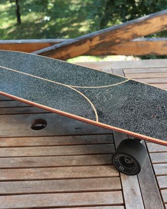 Longboard FISH 500 nero 79 cm – ruote 70 mm ABEC 7
