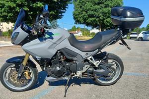 Triumph tiger 1050