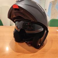 Casco integrale o semintegrale