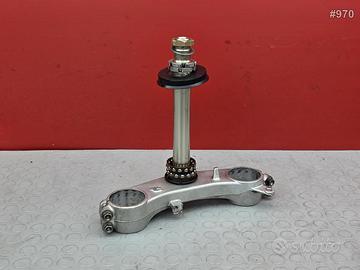 PIASTRA INFERIORE SUZUKI GSXR 600 2004 2005