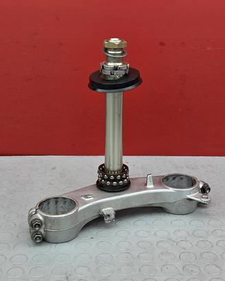 PIASTRA INFERIORE SUZUKI GSXR 600 2004 2005