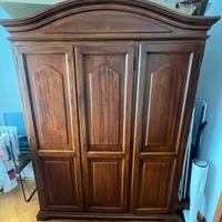 Armadio in legno massello 3 ante – Stile classico