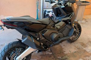 x-adv 750 2025