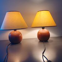 Coppia di lampade da comodino in legno 