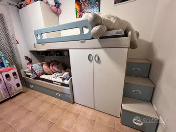 Cameretta a Soppalco con 3 Letti - Design Moderno