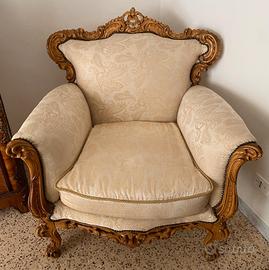 tris di divani da salotto 