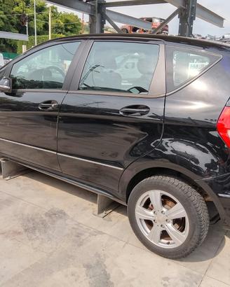 Pezzi di Ricambio Mercedes-Benz Classe A 160 CDI (