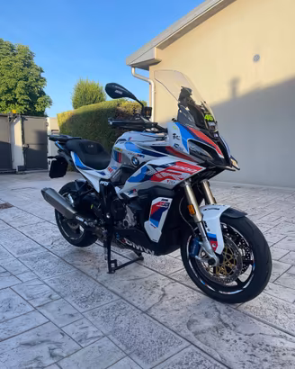 BMW S1000XR “UNICA” in Italia