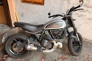 Ducati Scrambler 800 Icon