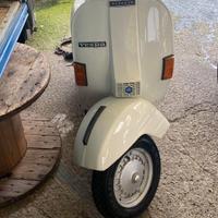 Vendo o permuto vespa px 125