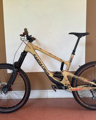 Santa Cruz nomad 4 cc XL