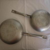 Ballarini due padelle svasate alte 32 cm.  e 28 cm