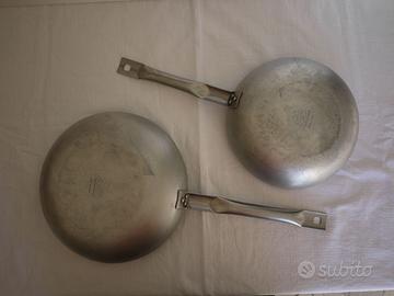 Ballarini due padelle svasate alte 32 cm.  e 28 cm