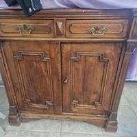 Mobile ingresso antico