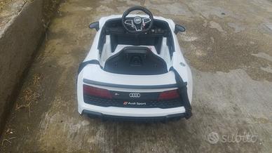 auto r8 da bambino 12V
