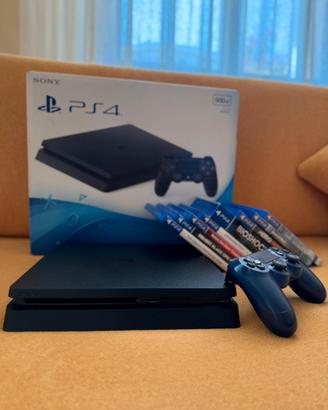PS4 SLIM 500GB completa di scatola e cavi + giochi