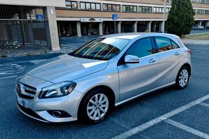 Mercedes Classe A 180 cdi Premium - 2013