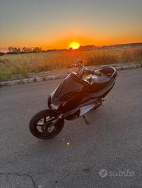 Aprilia sr