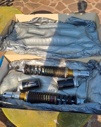 ammortizzatori yss a gas per honda  sh 300 