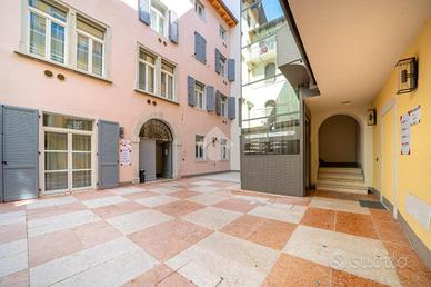 CASA SEMINDIPENDENTE A ROVERETO