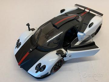 Modellini auto 1:18