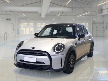 MINI COOPER CLASSIC AUTO 5 PORTE BERLINA