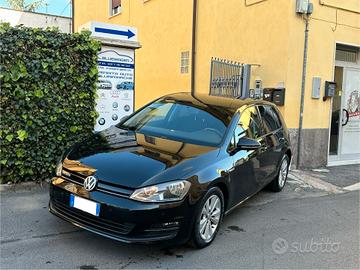 Volkswagen Golf 1.4 TGI 5porte BlueMotion FINANZIA