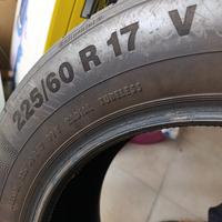 pneumatico 225 60 17 omaggio