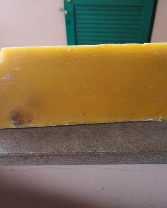 Attrezzature per apicoltura 