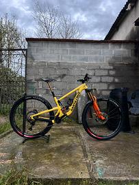 Santa Cruz Megatower