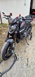 Ducati monster 937+