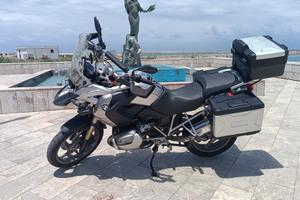 BMW R1200GS anno 2009 con soli Km 63.978