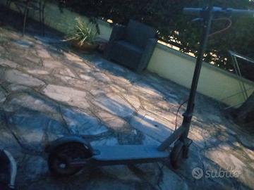 monopattino avopro compreso scatolone tutto e cari