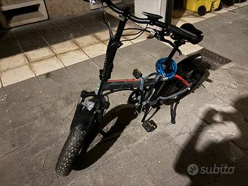 Bicicletta elettrica minmax argento