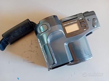 Olimpus AZ-300 superzoom fotocamera