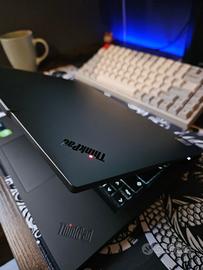 Lenovo ThinkPad T14 Gen 5 (32GB + 1TB)