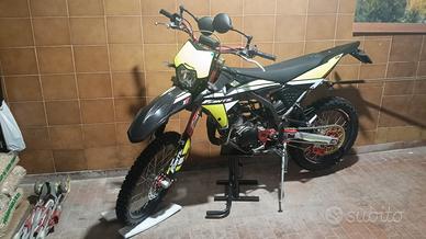 Splendida FANTIC da cross mai usata