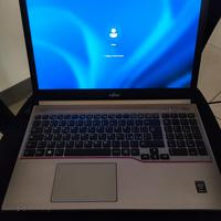 Pc portatile Fujitsu E754 senza batteria