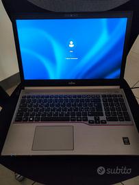Pc portatile Fujitsu E754 senza batteria