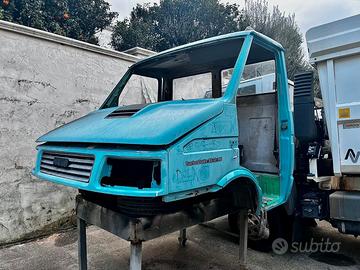 CABINA IVECO DAILY 2° SERIE NUDA