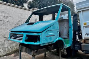 CABINA IVECO DAILY 2° SERIE NUDA
