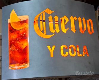 insegna luminosa CUERVO Y COLA