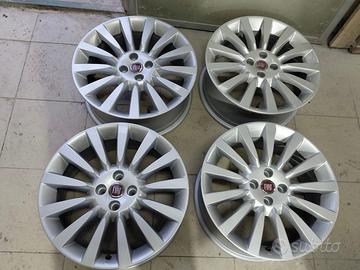 Cerchi in lega da 17 pollici per Fiat bravo